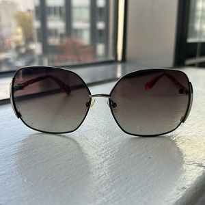 Oversized sunglasses